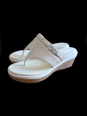 Cole Haan Lindy Grand Thong II Wedge  Sandals In Sandshell Ivory Size 8B